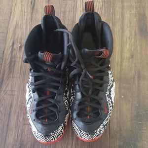 Nike Foamposite sz 12
